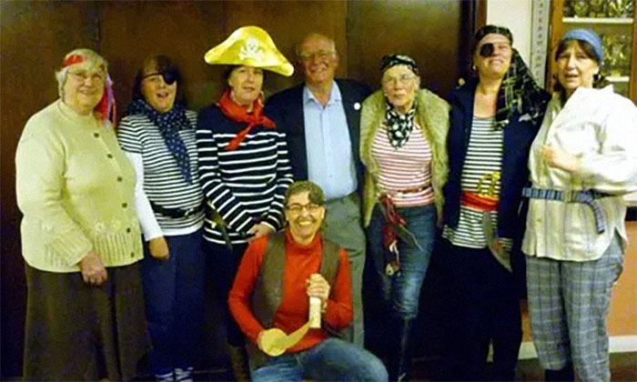 TIL the UK Women’s Institute invited Colin Darch, a former hostage of Somali pirates, to give a speech on his experiences. However due to a mix up many elder members of the WI attended wearing pirate fancy dress. Darch took it well, ultimately judging a “best pirate costume” competition.