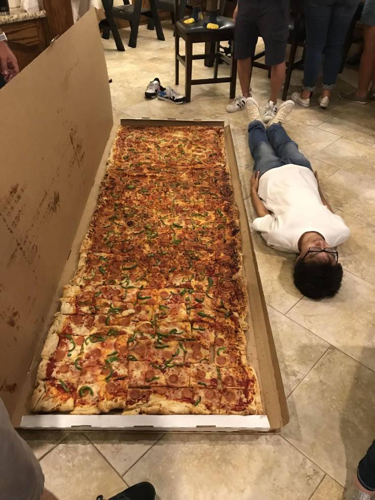 “Biggest pizza that can be ordered in US”