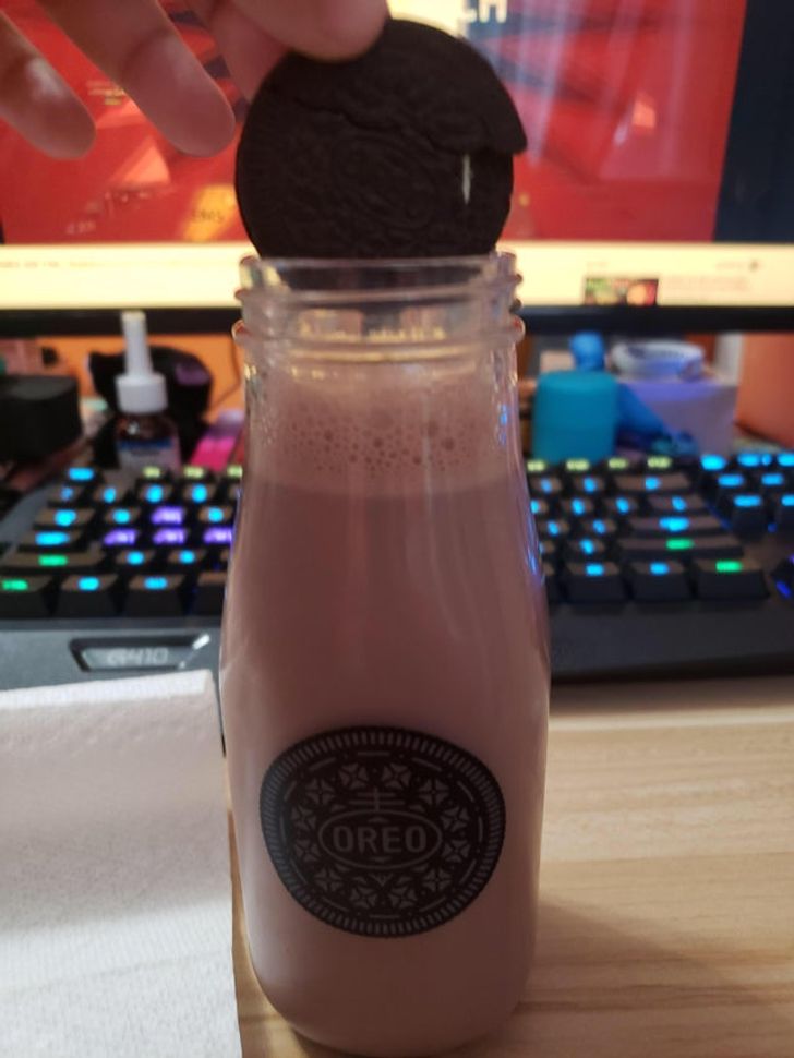 “An Oreo glass that can’t fit an Oreo”