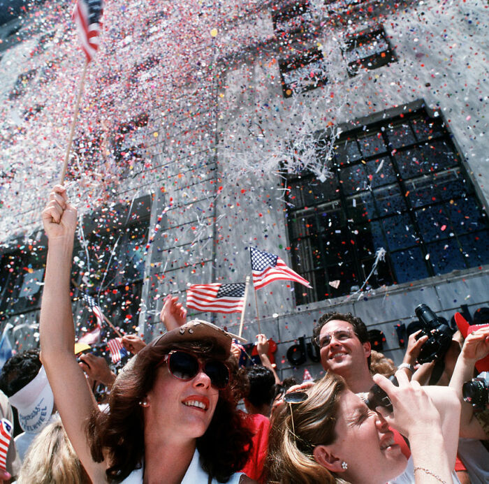 In the Code of Ordinance of the city Mobile in Alabama, there is a section talking about the use of confetti: “It shall be unlawful and an offense against the city for any person to have in possession, keep, store, use, manufacture, sell, offer for sale, give away or handle any non-biodegradable, plastic-based confetti, serpentine, or other substance or matters similar thereto within the city or within its police jurisdiction.”
 
Paper confetti is fine, but the law is more focused on plastic confetti which doesn’t disintegrate and ends up lying all over green areas.