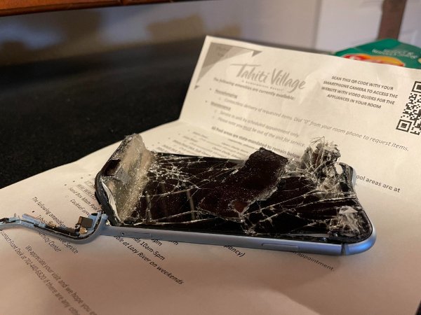 “First night of vacation and we go to pull out the sofa bed for the kids, hear a loud crunching sound… Son’s iPhone fell between the cushions and got caught in hinges of bed frame…”