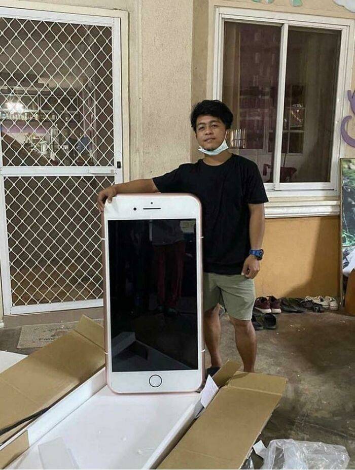 "This Guy Accidentally Bought An iPhone Shaped Coffee Table Instead Of An iPhone"
