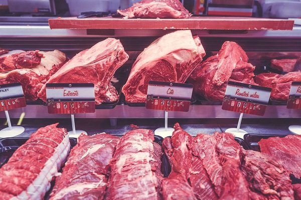 Whether it be for environmental or ethical reasons, surveys have shown that more and more people are trying to eat less meat. The good news is that more and more companies are finding ways to make ‘meatless’ food taste incredible, so it’s not so much of a drag.