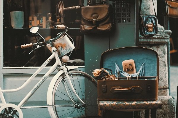 A study at the University of Geneva has found that riding a bicycle for 15 minutes a day can help improve your memory.