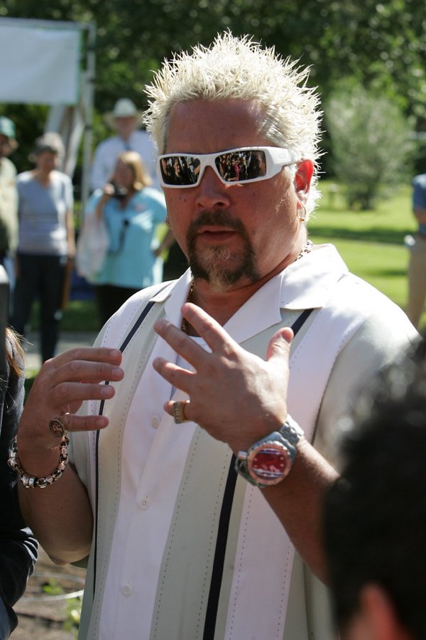 Guy fieri… i was drunk, barhopping, its like 10pm. and i’m walking along to the next bar…and im like, that guy looks like guy fieri. he’s walking towards me. so as we pass, i give him a 2nd look and i’m like, that guy actually really does look like guy fieri! so i pass him, and a second later i decide…there is no way that guy isn’t guy fieri. so i turn around and shout “hey, you’re guy fieri!” and he turns around and he’s like “yeah!” and i respond “thats cool!” then i turn back and continue to where i was going because i realized i didn’t really have anything more to say to him other than that…