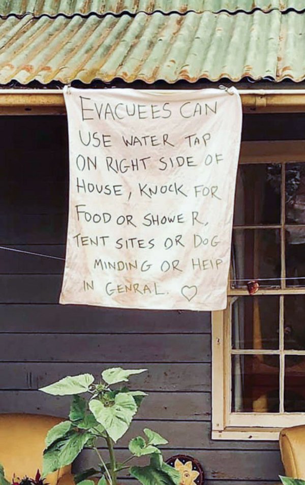 window - Evacuees Can Use Water Tap On Right Side Of House, Knock For Food Or Shower , Tent Sites Or Dog Minding Or Heip In Genral.