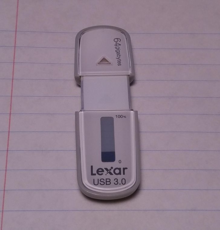 This flash drive has a capacity meter.