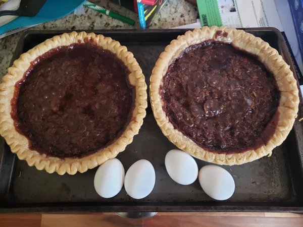 See those eggs? They’re supposed to be in the pies. I made 2 hot oily chocolate garbage circles.