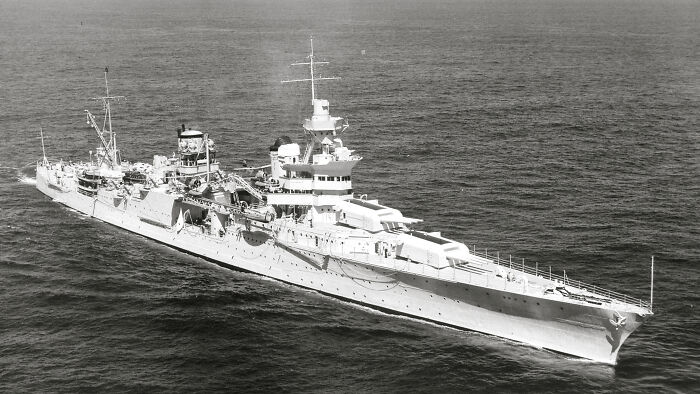 The 1945 sinking of the USS Indianapolis would go down in the US Navy history books as the greatest single loss of life by US ship. The cruiser was on a mission to deliver parts for the “Little Boy” atomic bomb at the US Army Air Force Base at Tinian. The ship completed its mission but was later hit by a torpedo from a Japanese submarine on its way to the Philippines.