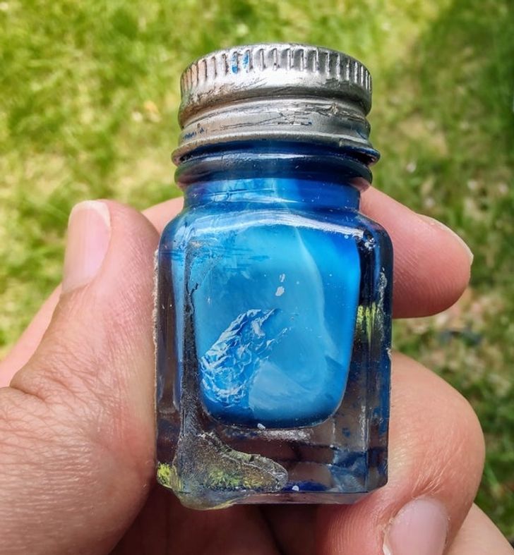 “The way the paint dried in this old bottle makes it look like a tidal wave.”