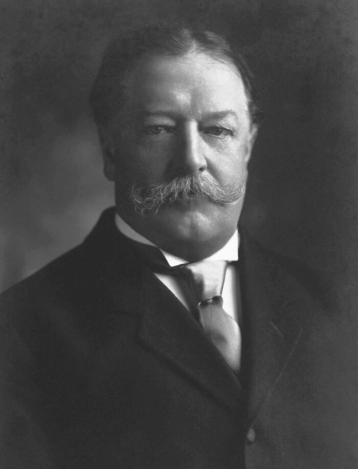 The famously large President Taft followed a weight loss program. Taft was in contact with Dr. Yorke-Davies for over twenty years and kept a daily record of his weight, food intake, and physical activity. Taft managed to go from 340 to 244 pounds and walked 3 miles to the Capitol every day.