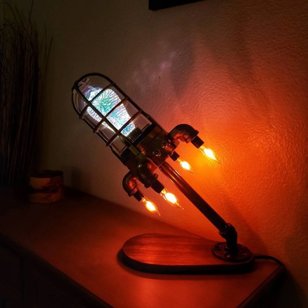 This person was able to turn a simple lamp into a cool “rocket light.”