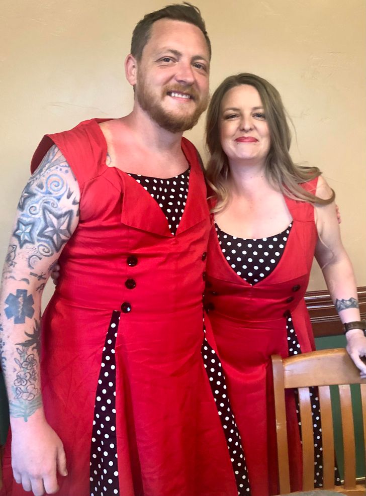 “I told my sister if she graduated with honors, I’d wear a matching dress to her graduation.”