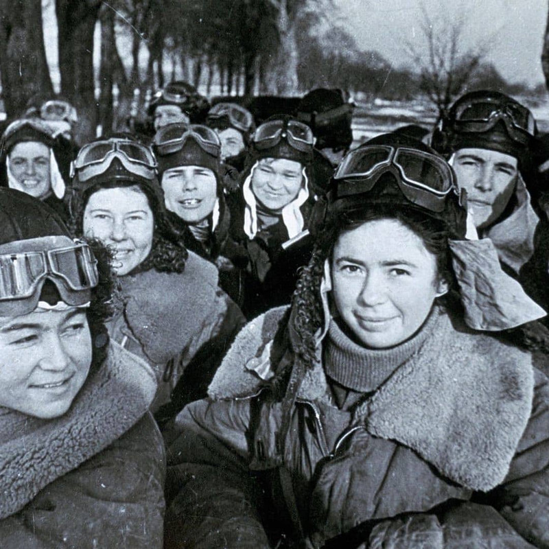 This is a group photo of the Night Witches, a Russian, all female bomber squad during World War 2.⁣ They consisted of 80 women who flew a total of 30,000 sorties and dropped 23 tons of bombs on German invaders in a span of four years.⁣