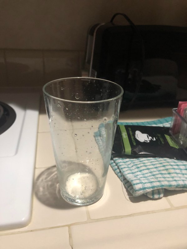 “This glass is completely dry, the drops are part of the design.”