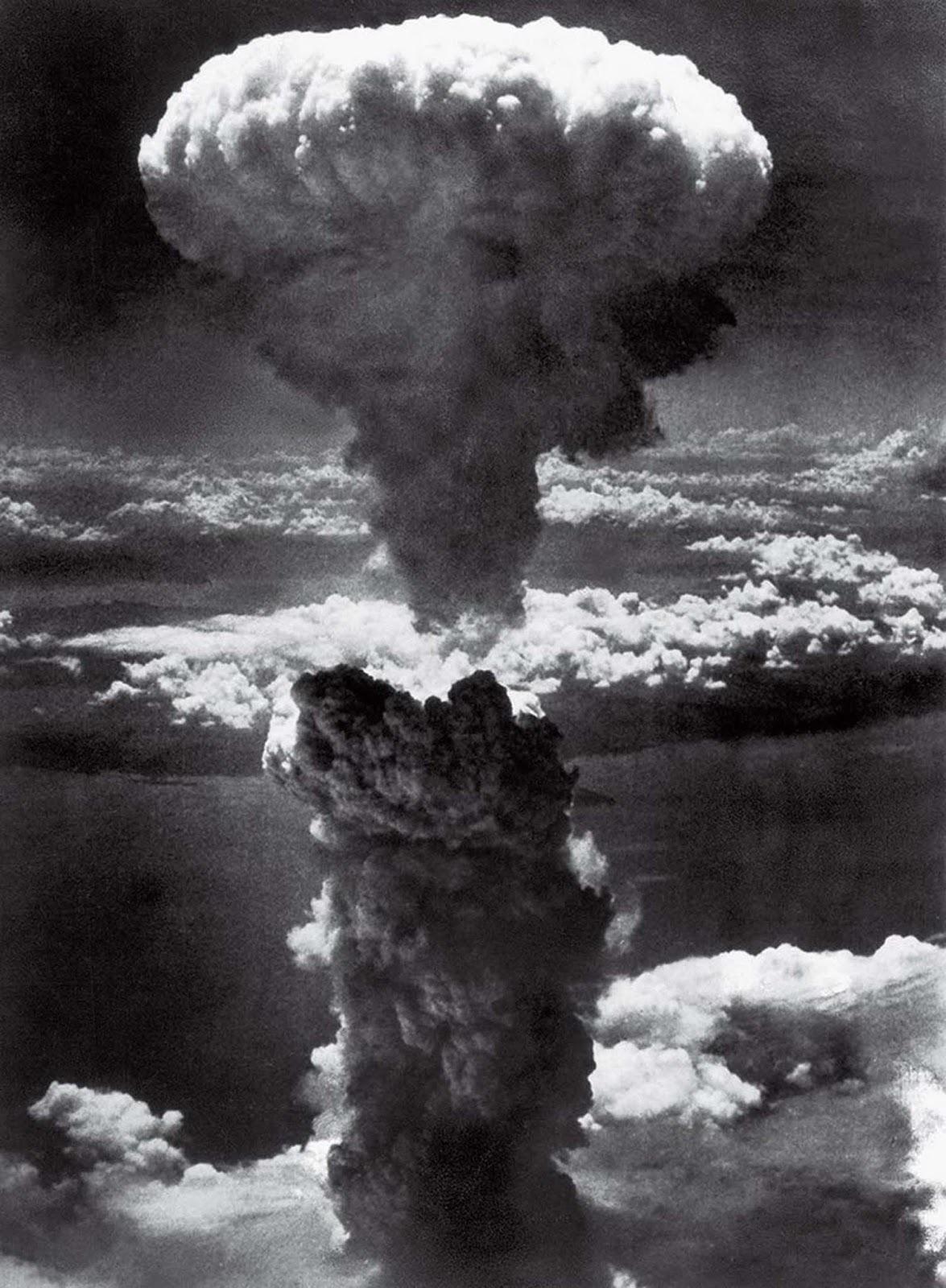 Mushroom cloud over Nagasaki 1945. From the plutonium bomb dubbed “fatman” the cloud would rise to 45,000 ft. 80,000 people would lose their lives in an instant.