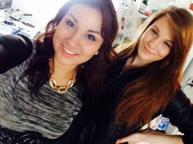 Two friends posted this selfie on Facebook. Later that night the girl on the left strangled her friend with the belt she is wearing in the photo.
Cheyenne Antoine claims she has no memory of strangling her friend Brittney Gargol after a night of heavy drinking. However, Gargol’s body was found next to the belt Antoine is wearing in this photo. Antoine pleaded guilty to manslaughter and was sentenced to seven years in prison.