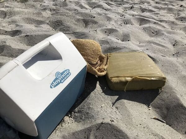 “This Kilo [Of Cocaine] My Mom Found Washed Up On A South Florida Beach This Morning”