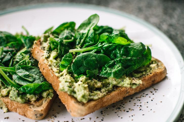 My mother used to feed me ’dark green lettuce’ as salad, I loved it even when I was a kid.
I think I was 17 and I had a friend over for dinner, asked my mom for seconds of dark green lettuce. Friend looks at me like I’m nuts, “Uh, you mean spinach?”