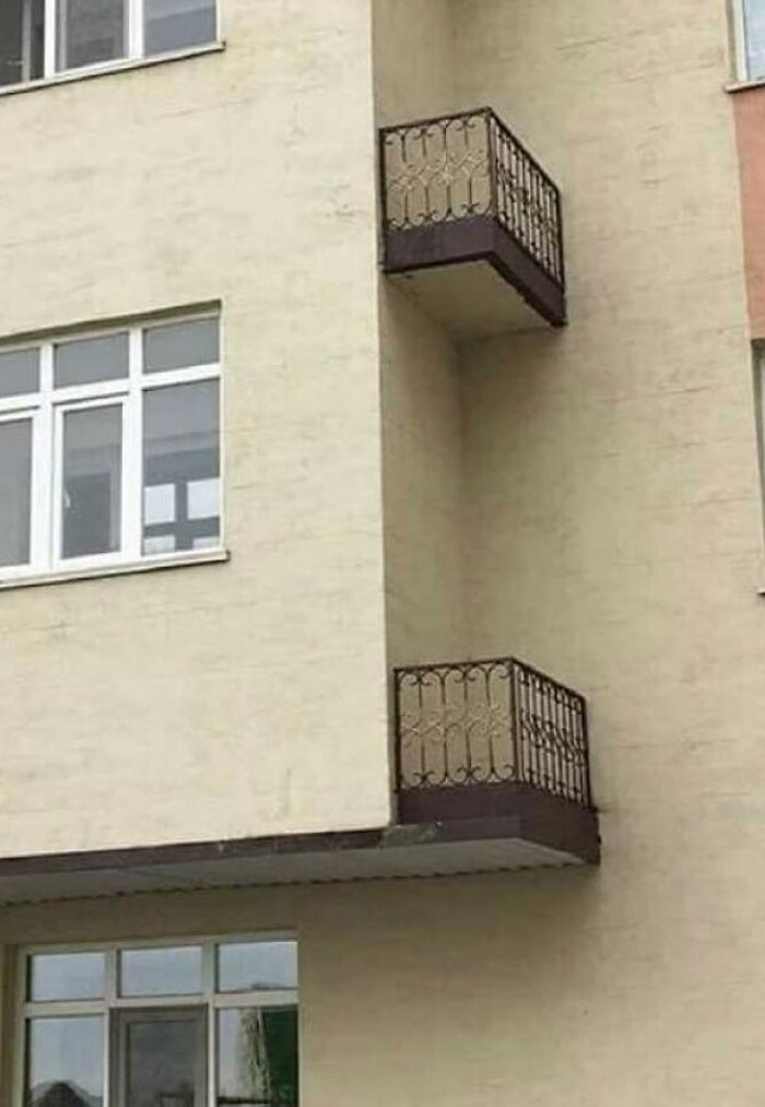 30 People Who Had One Job And Failed.