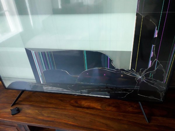 “Yay our new TV arrived! We even unpacked it super safely to not damage it. Turns out it was broken to begin with.”