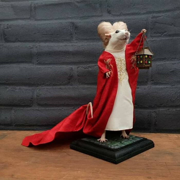 This Rat Taxidermized As Gary Oldman's Dracula