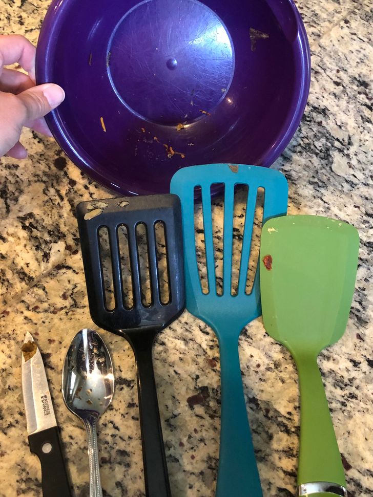 “I don’t know what’s worse, the fact that my dishwasher sucks or the fact that my roommate of 3 years still refuses to rinse his stuff before putting it in the dishwasher (all of these came out of the same load of ‘clean’ dishes).”