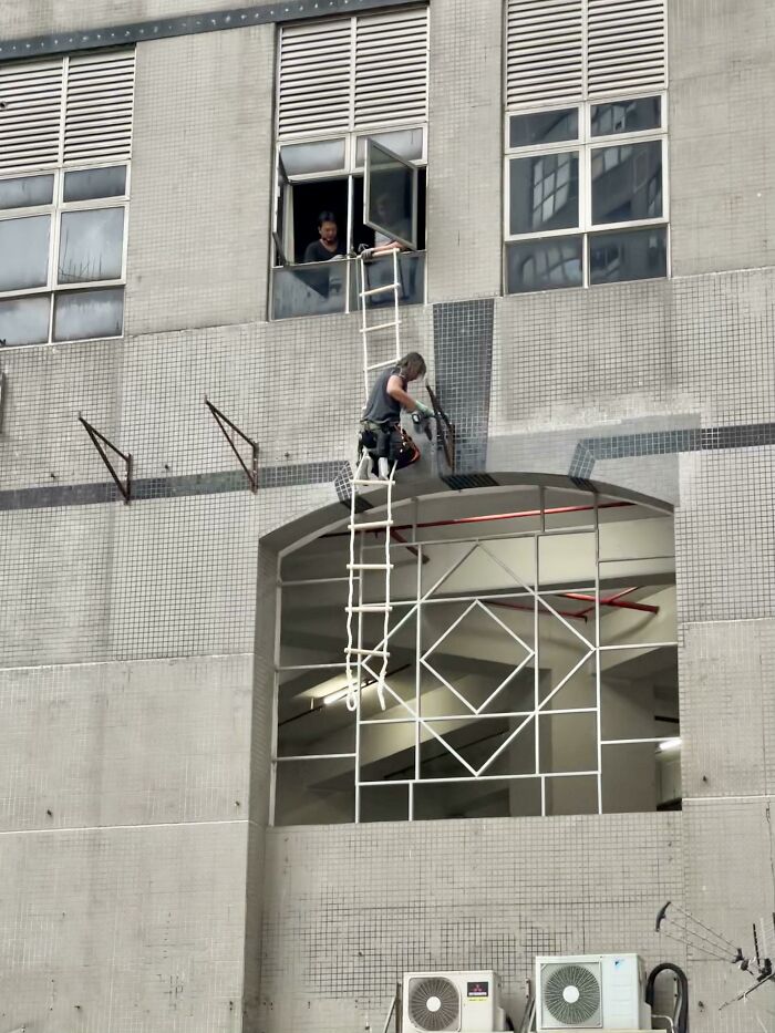 30 Of The Worst Work Safety Fails.