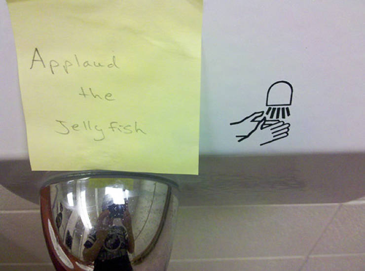 funny vandalism - Applaud the Selly fish 3