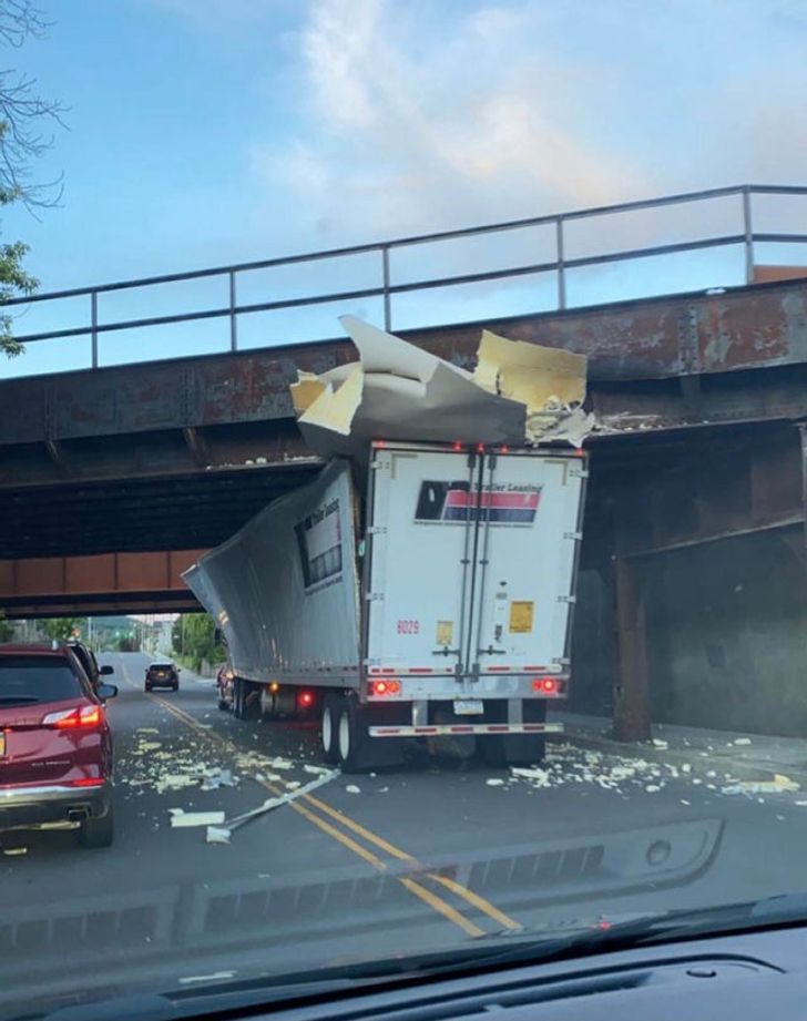 ’’I thought I was having a bad day, until I drove by this.’’