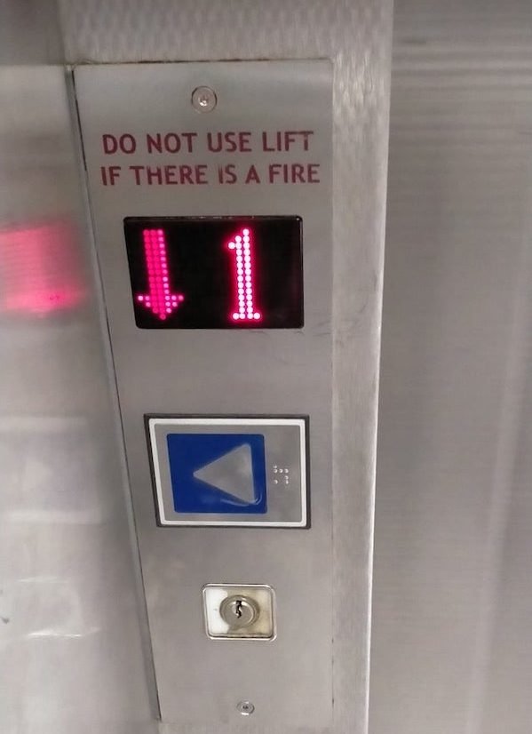 27 People Who Had One Job And Failed.