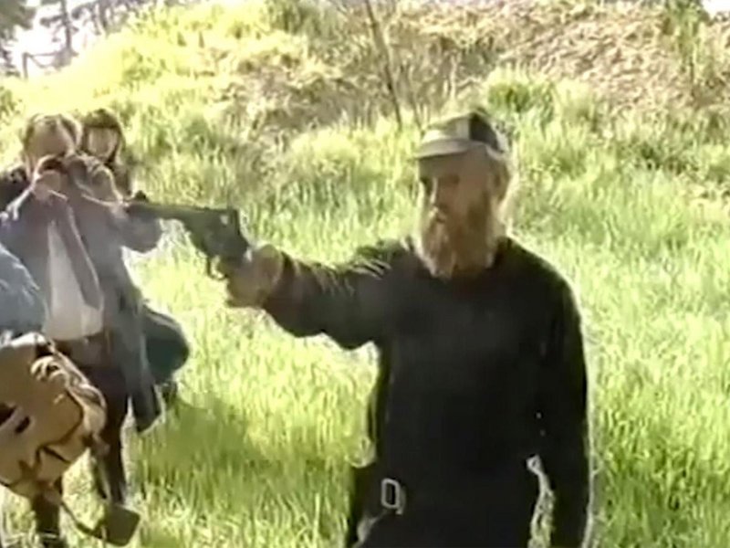 This is the moment that Albert Dryden shot kill a town planning officer Harry Collinson in the chest, in front of the news camera crews after being served with a demolition notice for an illegal dwelling he’d built.