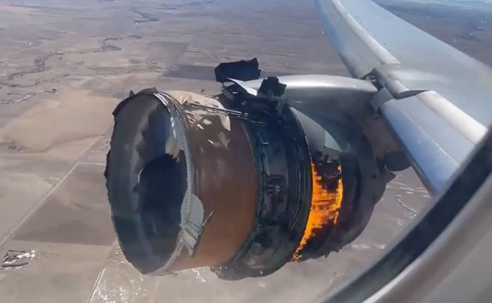 Boeing 777 Engine Failed At 13000 Feet. Landed Safely