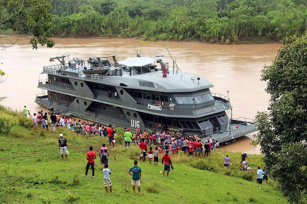 poignant pics - brazil maintains a fleet of hospital ships ocals for free - Uig