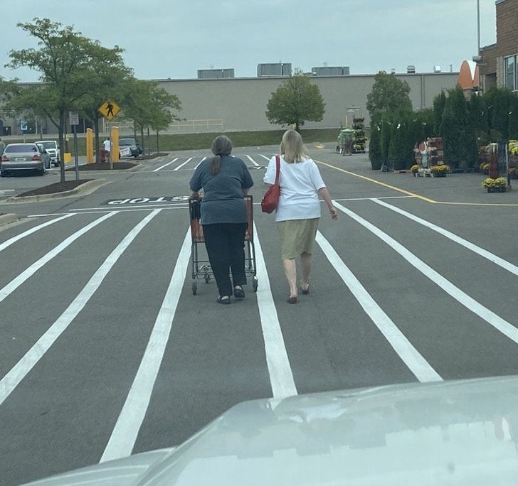 “These people are walking down the middle of the road to their car. This has gone on for over a minute.”