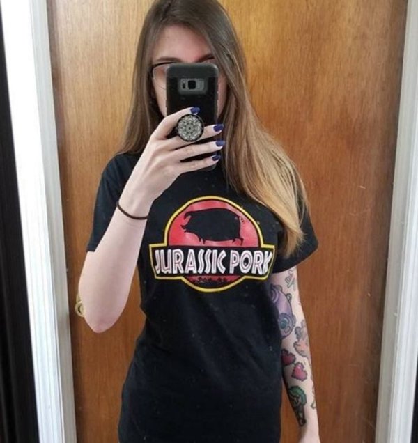 t shirt - Jurassic Pork