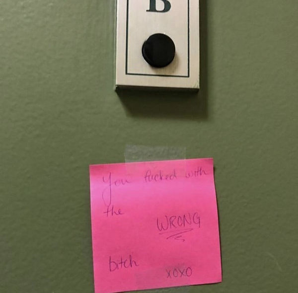 35 Passive Agressive Notes From Neighbors.