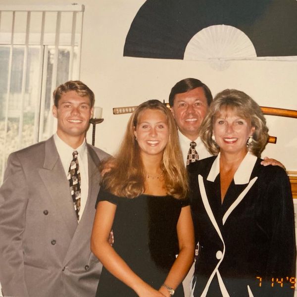 Ryan Seacrest with his family in the early ’90s.