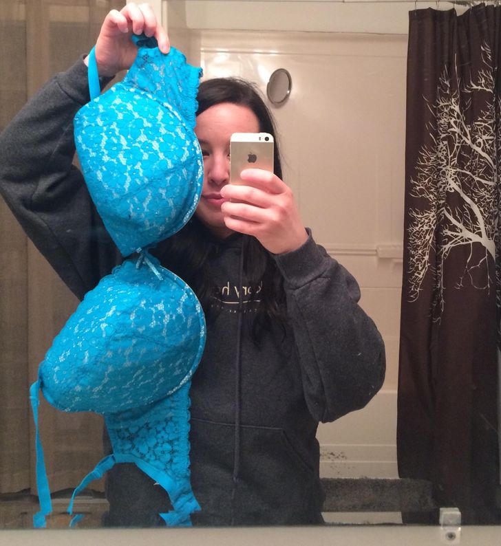 “Ordered this giant bra in a wrong size.”