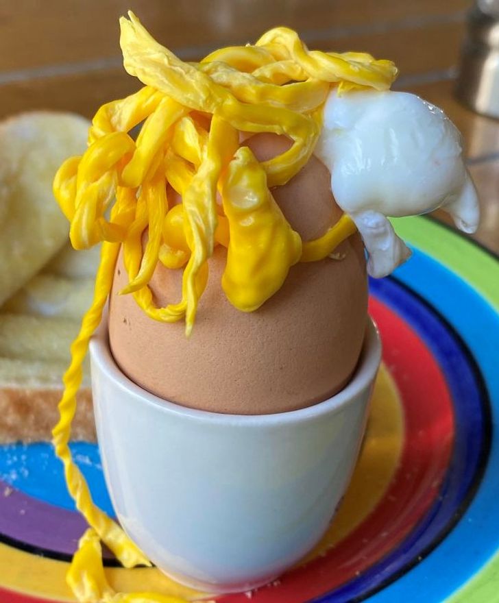 ’’I boiled an egg this morning and I think something went horribly wrong.’’