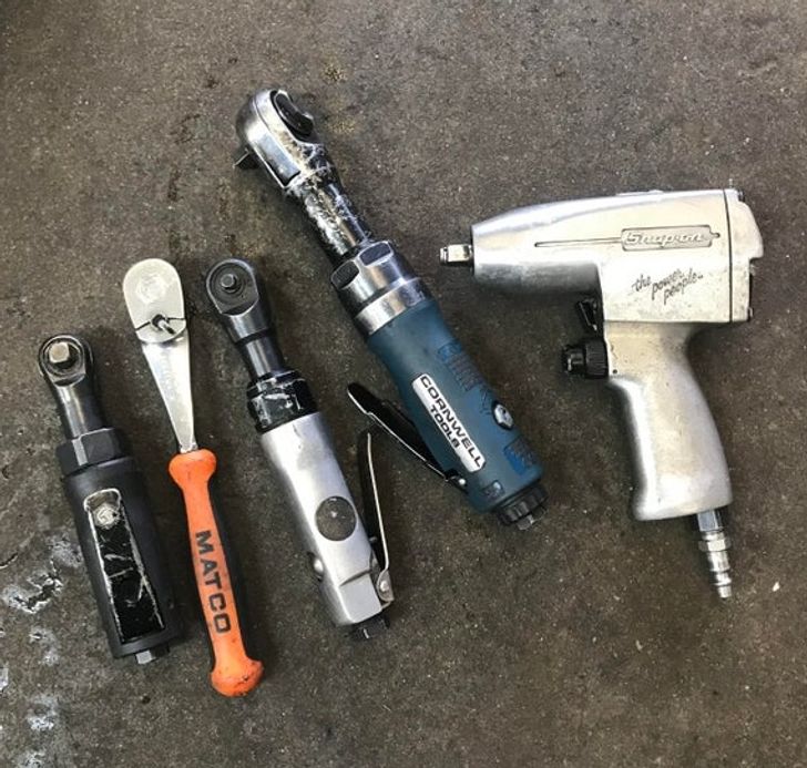 A man posted about being robbed and some kind people on Reddit mailed him new tools.