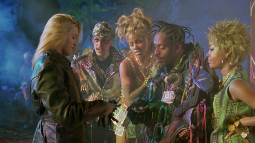 Coolio’s cameo in Batman & Robin was an Easter Egg setting up a fifth movie in the series. Coolio is uncredited as playing Dr. Jonathan Crane aka The Scarcrow who would’ve been the main villain in Batman Unchained.