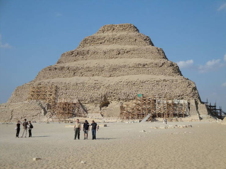 pyramid of djoser -