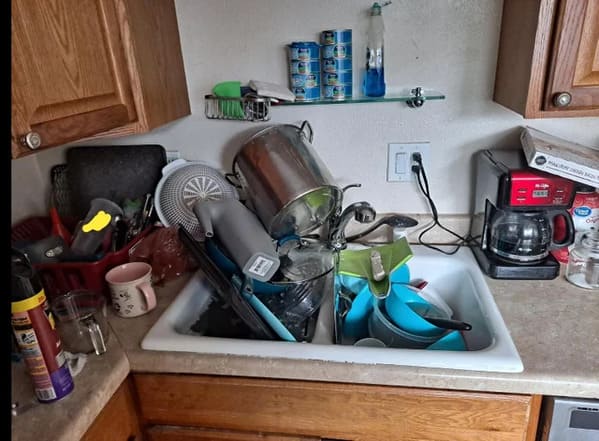 infuriating things -  kitchen