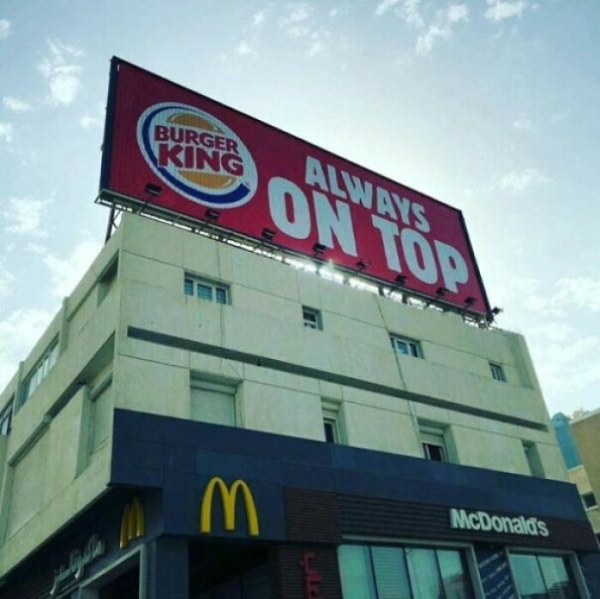 burger king vs mcdonalds advertising - Burger Sking Always On Top m. McDonalds
