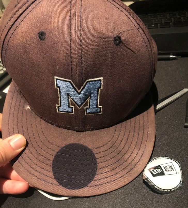 effects of time - people who keep the sticker on their hats - M New Era Newerary