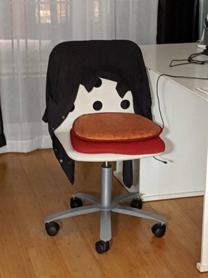 “My girlfriend’s chair looks like a duck with hair.”