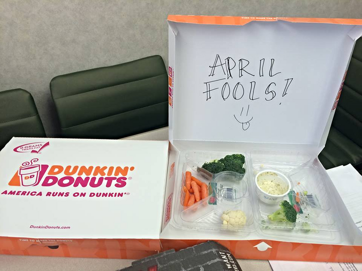 funny pranks - creative pranks - april fools donuts - April FOOLS7 Gbar Dunkin' Donuts America Runs On Dunkin Own Donuts.com Hani Not Be