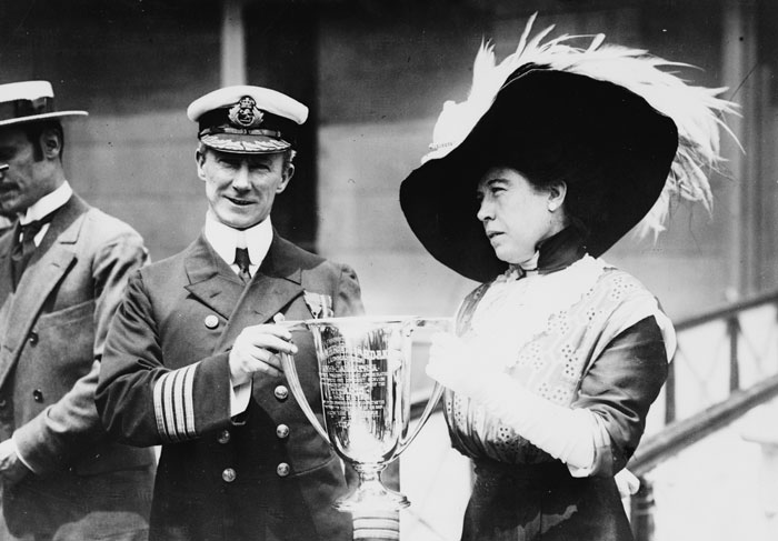 fascinating facts  - survivor molly brown titanic - Gal