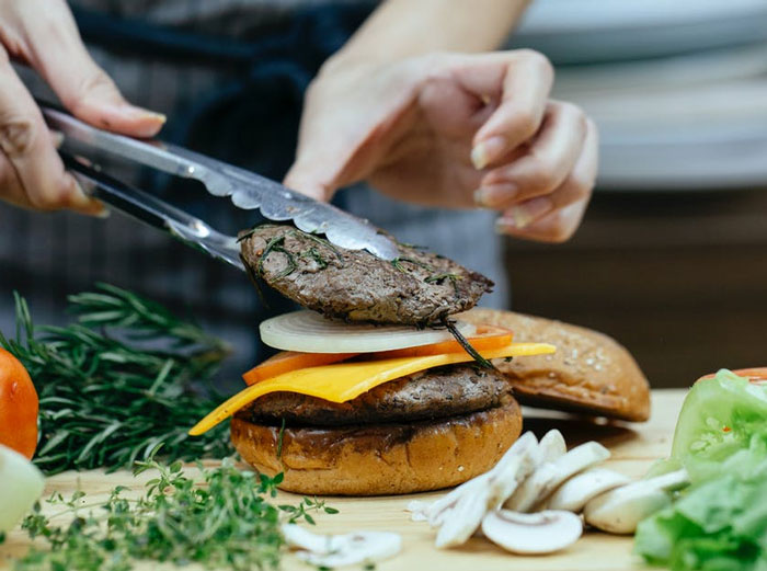 25 Unspoken Rules That People Just Accept.